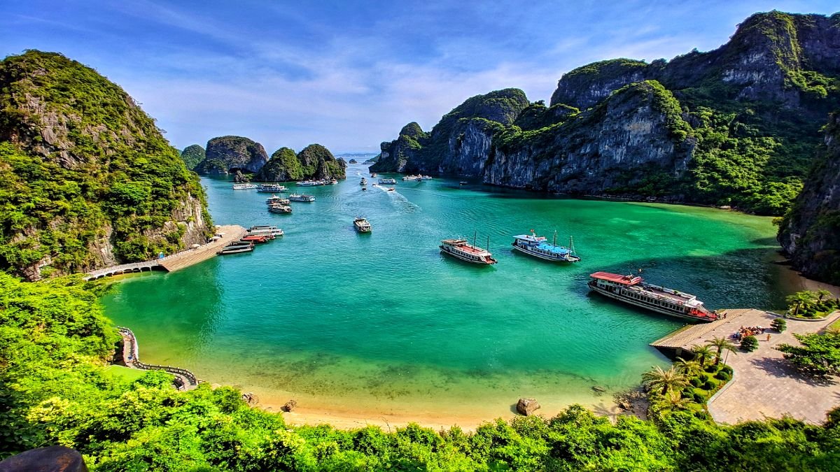 Exploring The Best 15 Tourist Attractions in Vietnam: