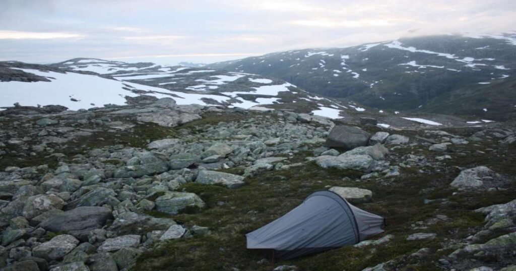 “Snow-capped peaks and expansive plateaus in Hardangervidda National Park.”